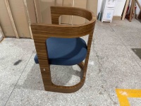 Chaise de salle à manger multifonctionnelle en bois massif et tissu, design nordique moderne, pour salon, maison, appartement, cuisine, dossier ailé