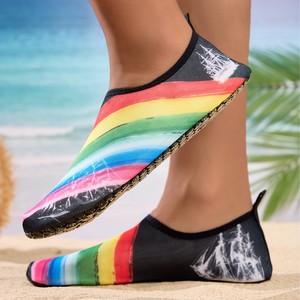 Zapatos de Agua para Senderismo en Ríos, Calcetines Acuáticos para Rocas Mojadas y Arroyos, con Logotipo Personalizado - Product Image 1
