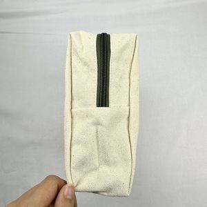 Hot Selling 100% Organic Cotton <b>Makeup</b> Bag Customized Eco-friendly Natural Cotton <b>Storage</b> Pouch Canvas Pouch with Zipper - Product Image 5