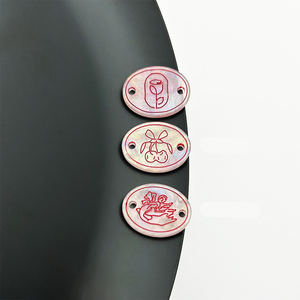 Etiquetas <span class=keywords><strong>de</strong></span> nombre personalizadas <span class=keywords><strong>de</strong></span> resina lavable con logotipo personalizado <span class=keywords><strong>de</strong></span> concha <span class=keywords><strong>de</strong></span> imitación rosa, etiquetas colgantes para <span class=keywords><strong>ropa</strong></span>, etiquetas para <span class=keywords><strong>ropa</strong></span> <span class=keywords><strong>de</strong></span> marcas, etiqueta para <span class=keywords><strong>ropa</strong></span> - Product Image 5