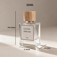 Flacon de parfum carré en verre transparent de luxe 50 ml avec pulvérisateur à pompe, diffuseur à bâtonnets, couleur et logo personnalisés, emballé en carton, pour femmes et hommes