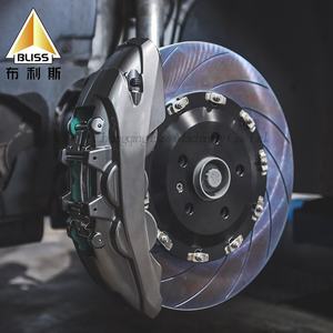Étrier <span class=keywords><strong>de</strong></span> frein auto modifié à 6 pistons 6 pots RC6 Disc Auto Brake Systems Universal Six Piston Caliper Big Brake <span class=keywords><strong>Kit</strong></span> - Product Image 2