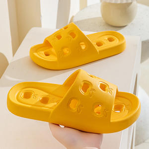 รองเท้าแตะฤดูร้อนระบายอากาศได้ดี รองเท้าแตะแบบเปิดนิ้วเท้า EVA ให้ความรู้สึกเย็นสบาย พื้นรองเท้ากันลื่นสำหรับสภาพอากาศร้อน ใส่ได้ทุกวัน - Product Image 1