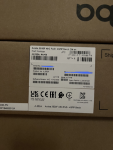 Commutateur JL262A <span class=keywords><strong>Aruba</strong></span> <span class=keywords><strong>2930F</strong></span> <span class=keywords><strong>48G</strong></span> PoE + 4SFP Original neuf en stock avec garantie 1y - Product Image 3