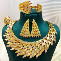 T445A Neues Großes Luxuriöses Feder-Blumen UAE Dubai Brautschmuck-Set für Frauen Jubiläum Nigerianische Afrikanische Halskette Ohrringe Zirkon