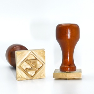 Sceau de cire personnalisé en laiton et cuivre avec logo en forme de glaçon pour le bureau – Trouvez des icônes similaires - Product Image 3