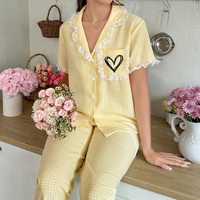 Ensemble de pyjamas en coton à carreaux pour femmes d'été Col en V avec bordure en dentelle Manches courtes Pyjamas en bambou personnalisés pour femmes