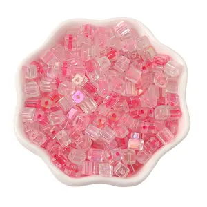 5mm Premium Magic color dyed core glass cube sugar rice beads perline sciolte fatte a mano fai da te braccialetto di perline collana accessori