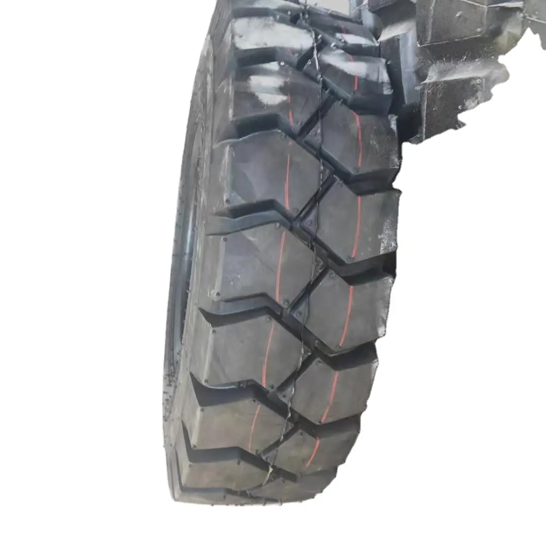 6.50-10 18X7-8 6.50-10 Industrial pneumática pneus sólidos empilhadeira 28x9-15 7.00-127.00-9-12 8.25-15 pode ser equipado com anel de aço
