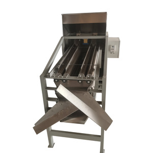 Machine de tri et de calibrage des noix de cajou pour usine de snacks avec composant moteur central - Product Image 2