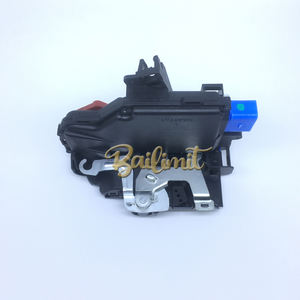 Nuevo actuador de pestillo de bloqueo de puerta delantera derecha 3D1837016 para VW para Jetta para <span class=keywords><strong>Porsche</strong></span> para Cayenne 2006-2011 - Product Image 2