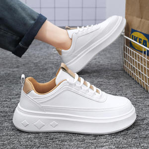 Nouvelles chaussures de marche décontractées pour hommes, style sport, respirantes, blanches, tendance, toutes saisons, avec semelle intérieure compensée en PU - Product Image 3