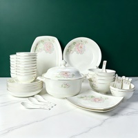 Service de table en porcelaine fine Hxglass, style européen, incrustations dorées, peint à la main, assiettes, plats et bols de luxe pour hôtels de prestige