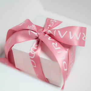 Boîte cadeau rigide de luxe en papier blanc, avec logo personnalisé estampé, couvercle amovible et mini ruban, pour <span class=keywords><strong>abonnement</strong></span> professionnel en ligne - Product Image 2