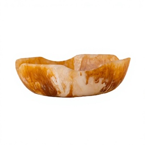 Bol de mariage artisanal en résine naturelle polie, motif floral, style ange, modèle Uttar Pradesh, de la marque Agate Home Accessories - Product Image 1
