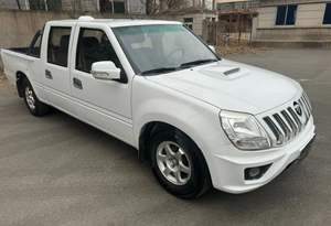 Camionnette Foton Sapu Blanche d'Occasion Quatre Roues Moteur Diesel 2.8L - Product Image 2