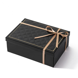 Scatola Regalo Pieghevole Grande Colorata <span class=keywords><strong>di</strong></span> Alta Qualità con Nastro, Logo Personalizzato, <span class=keywords><strong>Cartone</strong></span> Rigido Rinforzato, Vendita all'Ingrosso dalla Fabbrica, MOQ Basso - Product Image 1