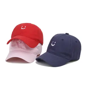 2023 sıcak satış yaz çocuklar beyzbol şapkası 18 renkler mevcut yıkama gülümseme yüz nakış toptan özel Logo seçeneği ile