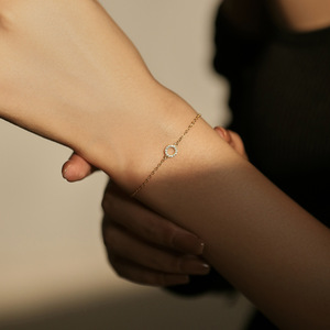 S925 silver Minimalist 18K Gold Plated Chain <b>Bracelet</b> With Crystal Circle Charm Unisex Everyday Wear - Product Image 4
