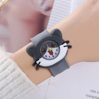 Montre-bracelet pour enfants en forme de mouton de dessin animé, bracelet en caoutchouc souple, cadeau promotionnel en gros pour la maternelle