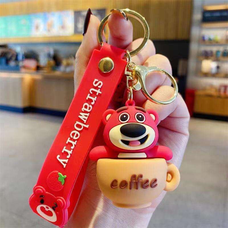 Ours aux fraises-café