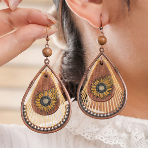 Original Design Bohemia Wooden Water <b>Drop</b> Earrings Antique <b>Bronze</b> Plated Handmade Sunflower Pattern Women's Fashion Jewelry - Product Image 2