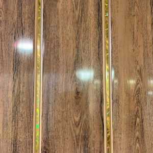 Tablero de techo de PVC decorativo para interiores de China, Panel de PVC marrón de <span class=keywords><strong>madera</strong></span> laminada para sala de estar - Product Image 5