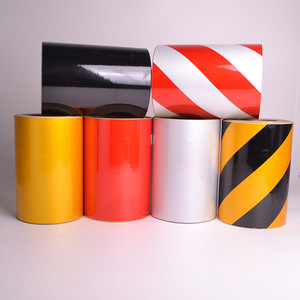 Película reflectante rectangular autoadhesiva de material PP para postes de carretera, postes de servicios públicos, señales de advertencia en carreteras - Product Image 1