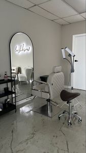 Espejos de Pared Estilo Americano para Estilistas de Peluquería con Luces LED - Product Image 5