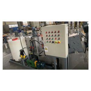 Machine de déshydratation des boues industrielles, presse à vis multi-disques mobile montée sur châssis, système de séparation solide-liquide, 3P 380V - Product Image 1