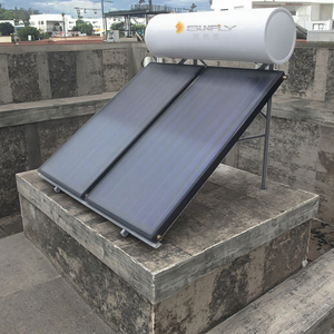 Sistema de calentador de agua solar presurizado de 300l para hotel doméstico o comercial Instalación fácil todo en uno - Product Image 1