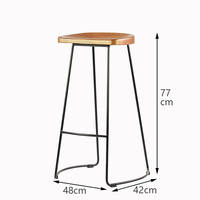 Tabouret de bar haut moderne en bois massif frêne avec mobilier élégant en métal pour usage domestique ou commercial