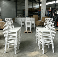 Chaise Chiavari en plastique blanc empilable pour hôtel, banquet, mariage, fête, événement