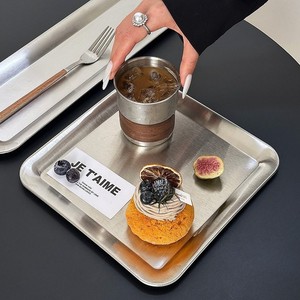 Vassoio Rettangolare in Acciaio Inossidabile per Caffè e Dessert, Piatto Ondulato per Caffè Pour-Over, Torte e Esposizione Pasticceria per Tè Pomeridiano - Product Image 3