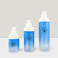15ml 30ml 50ml bouteille de pompe sans air en verre cosmétique bleu dégradé clair givré pour sérum lotion huile pour le visage