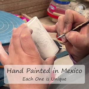 Juego de 4 Copitas de Mezcal de Cerámica Pintadas a Mano Estilo Mexicano, 50 ml, Negras y Blancas con Diseño Floral, para Degustación de Tequila, Decoración de Bar, Regalo - Product Image 2