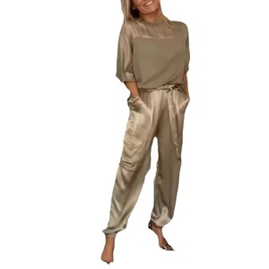 Nuova <span class=keywords><strong>Moda</strong></span> Top Elegante in Raso a Mezza Manica per Giovani Donne Completo 2 Pezzi con Pantaloni - Product Image 5