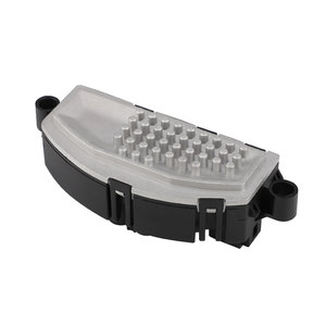 Module de commande du ventilateur pour Audi Q7 Q5 A4 A5 SQ5 S4 13-16 YC102426 - Product Image 3
