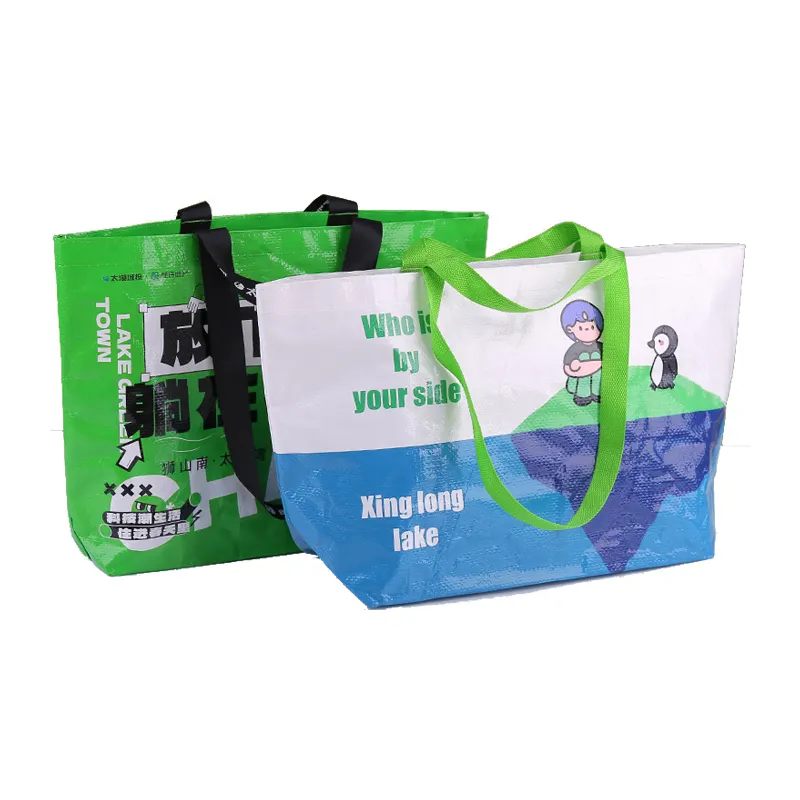 Tas jinjing anyaman PP kain warna mode tas tote anyaman PP laminasi ekstra besar untuk pameran dagang dengan desain Anda Cetak