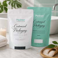 Witte staande pouch, natuurlijke verpakkingsoplossing voor handgemaakte zeep, badzout, shampoo, douchegel. Digitale print, lage minimale bestelhoeveelheid.