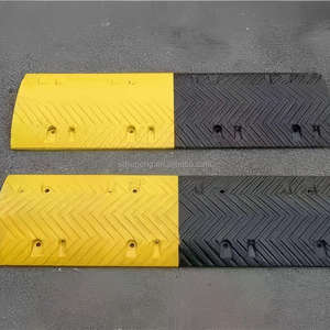 Дорожный ограничитель скорости (лежачий полицейский) из термопластика с высокой светоотражающей способностью, ударопрочный, несущий, для повышения безопасности дорожного движения - Product Image 2