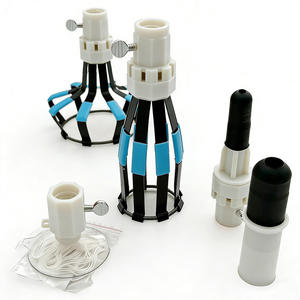 Juego de Cambiadores de Lámparas Ajustables con Varillas Telescópicas Resistentes, Abrazaderas Seguras y Adaptadores Versátiles para el Hogar - Product Image 3