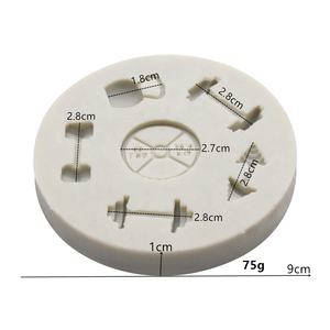 <span class=keywords><strong>Moule</strong></span> en silicone DIY pour décoration de gâteaux et fondants, motif rond 3D de 6 équipements sportifs classiques (haltères, disques, poids à lancer) - Product Image 2