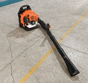 Soffiatore Industriale a Benzina EB808 con Design Leggero e Facile da Trasportare, Attrezzatura a Doppia Spalla per Lavori Stradali - Product Image 3