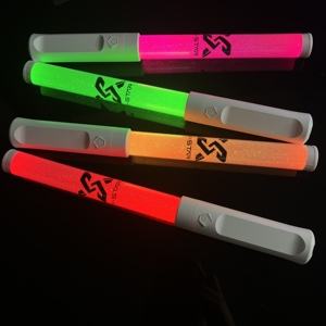 Longstargift thanh sinh nhật đảng Glow <span class=keywords><strong>LED</strong></span> ánh sáng với nút cơ chế 15 màu RGB CE chứng nhận cho buổi hòa nhạc <span class=keywords><strong>LED</strong></span> ánh sáng Kpop Stick - Product Image 1