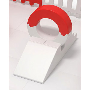 ของเล่นโยกเยกพลาสติกสีแดงสำหรับสนามเด็กเล่นในร่ม ใช้ในสวนสนุกในร่ม - Product Image 2