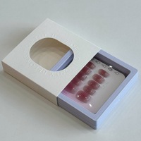 Boîte à bijoux haut de gamme avec logo personnalisé en relief, design carré évidé, finition mate, doublure en éponge, pour bagues, crèmes pour les yeux