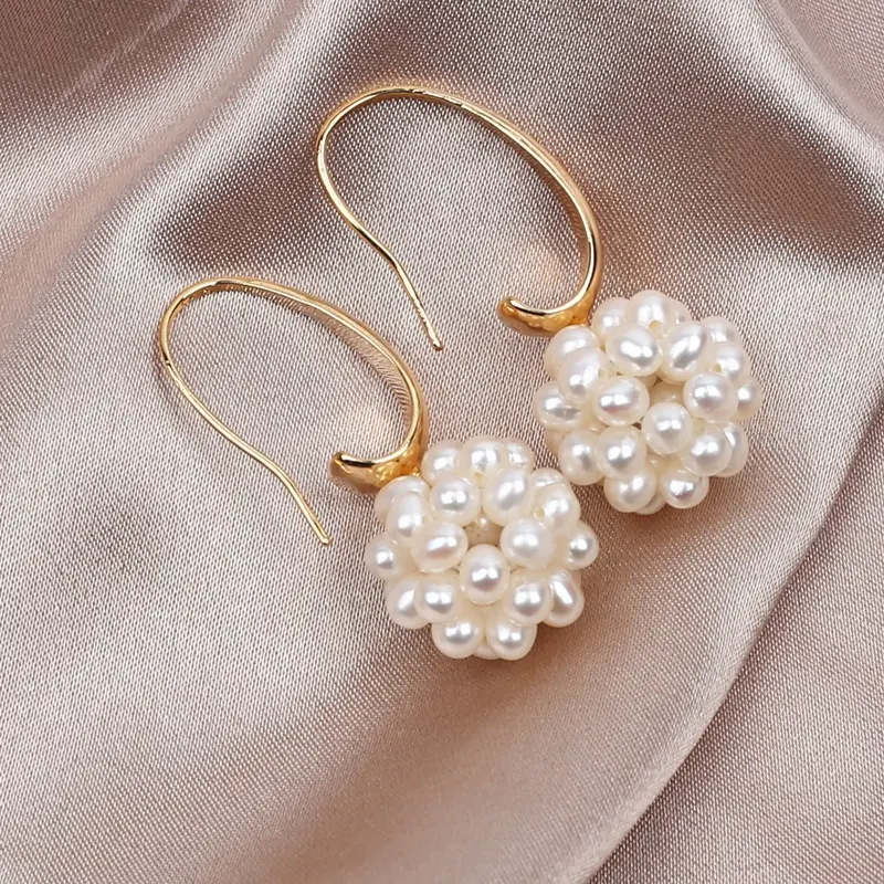 Women 3-4mm tiny culture fresh water pearl ball gold filled earring hoop