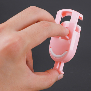Recourbe-cils portable en plastique, recourbe-cils Macaron, recourbe-cils naturel facile à utiliser, vente directe usine - Product Image 4
