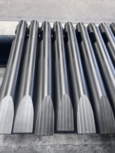 खुदाई भागों jcb हाइड्रोलिक रॉक हैमर ब्रेकर 68 मिमी चिजेल 135 मिमी 140 एच-वेज प्रकार उपकरण 40cm/42cm निर्माण मशीनरी - Product Image 5